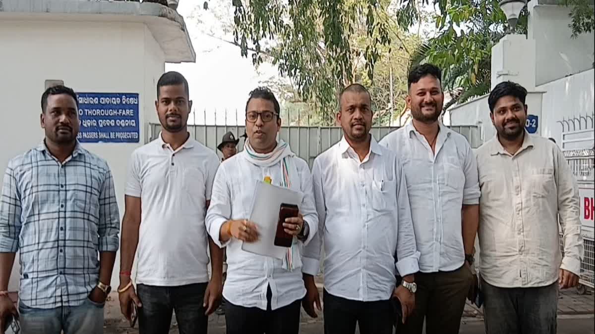 ajab-Image